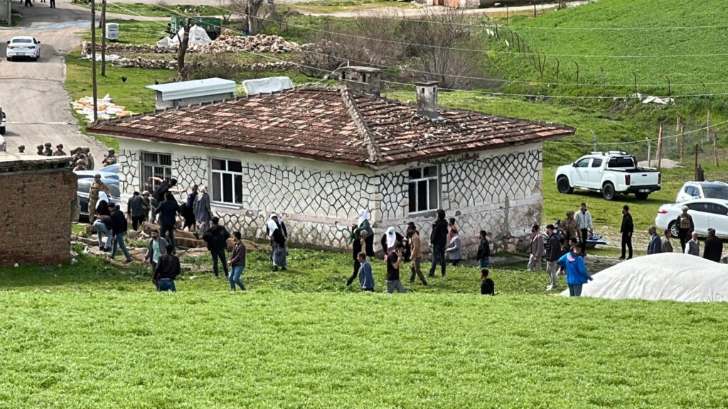 SON DAKİKA: Diyarbakır'da Muhtarlık Kavgası Kanlı Bitti