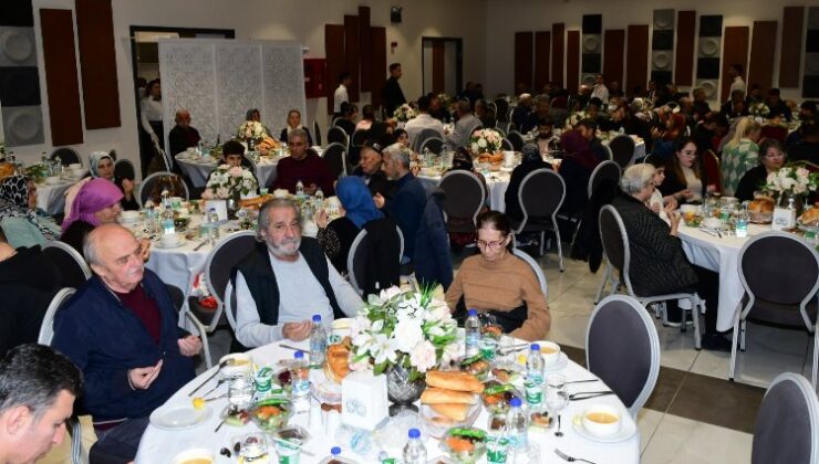 Başkan Selvitopu, gaziler ve yakınlarıyla iftarda buluştu