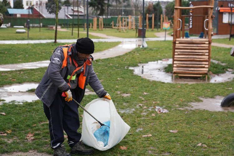İstanbul'da bayram tatilinde 1.440 ton çöp toplandı