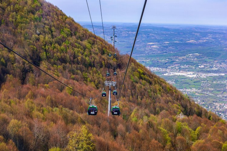 Kartepe Teleferiği 114 bin kişiyi zirveye taşıdı