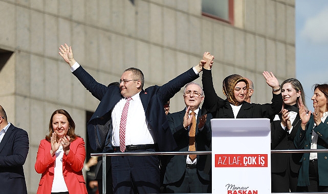 Keçiören Belediye Başkanı Dr. Mesut Özarslan, Yüksek Seçim Kurulu Ankara İl ve Merkez İlçe Seçim Kurulu’ndan mazbatasını aldı