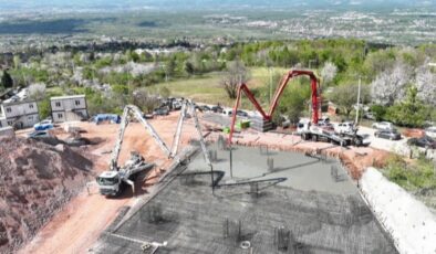 Kocaeli’nde teleferik otoparkı için ilk temel betonu atıldı