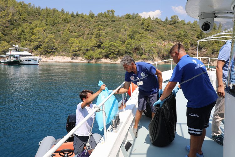 Muğla'da atık alım tekneleri sezona hazır