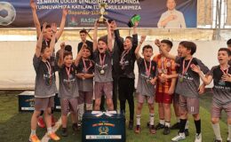 Nevşehir Belediyesi tarafından düzenlenen İlkokullar Arası 23 Nisan Halı Saha Futbol Turnuvası’nda şampiyon Necip Fazıl Kısakürek İlkokulu oldu
