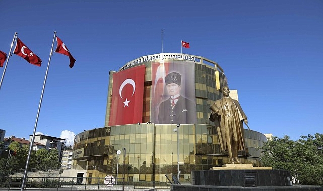 Aydın Büyükşehir Belediyesi Billboard ve Reklam Mecralarını Kendisi İşletecek