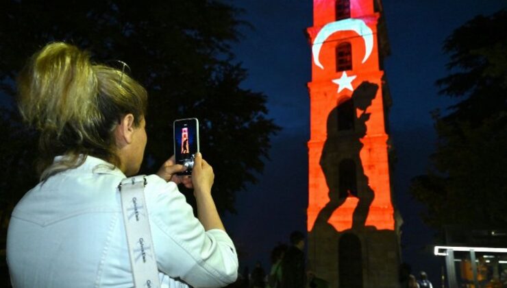 Bursa coşkuyu ruhuna uygun kutladı