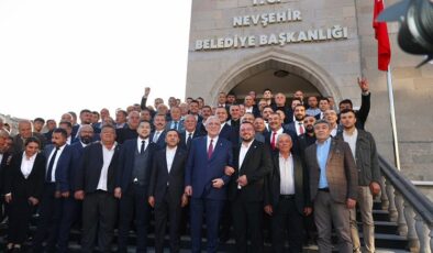 Dervişoğlu’ndan Arı’ya övgü