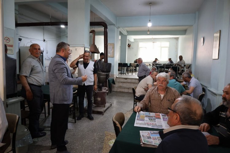 İzmit Belediyesi kent esnafının yanında