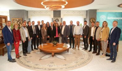 Nilüfer Belediyespor yönetiminden Başkan Özdemir’e ziyaret