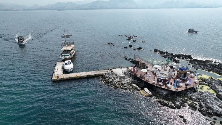 Fener Adası turizmin gözdesi oldu