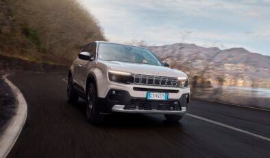 Jeep® “Avenger e-Hybrid” ile Türkiye’deki ürün gamını genişletiyor