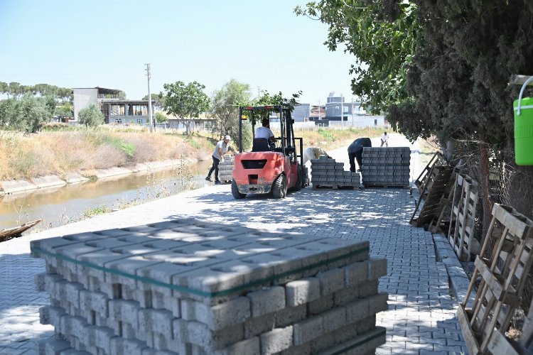 Mahalle sakinleri istedi, Başkan Zeyrek yaptı