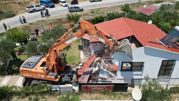 Seferihisar Belediye Başkanı’ndan tartışmalı yıkım kararı