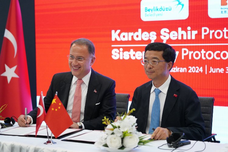 Beylikdüzü ile Beijing-Daxing Havalimanı Kenti kardeşlik protokolü imzaldı