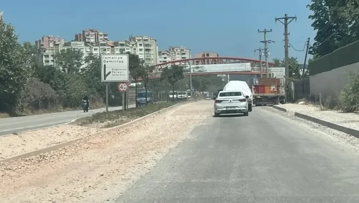 Bursa’da uyarı levhasız yol çalışması sürücüleri isyan ettiriyor