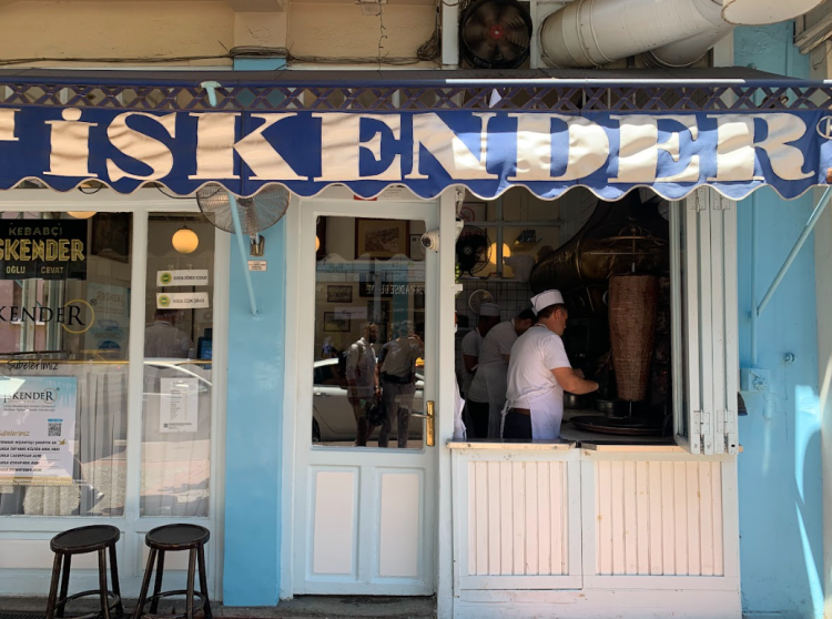 Bursa’nın iskender kebapçıları sinek avlıyor