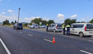 Edirne Keşan’da Jandarma’dan trafik denetimi