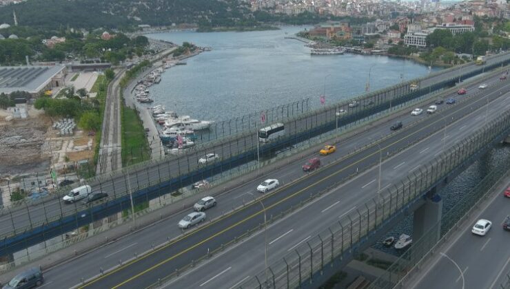 Haliç Köprüsü metrobüs yolu yenilendi