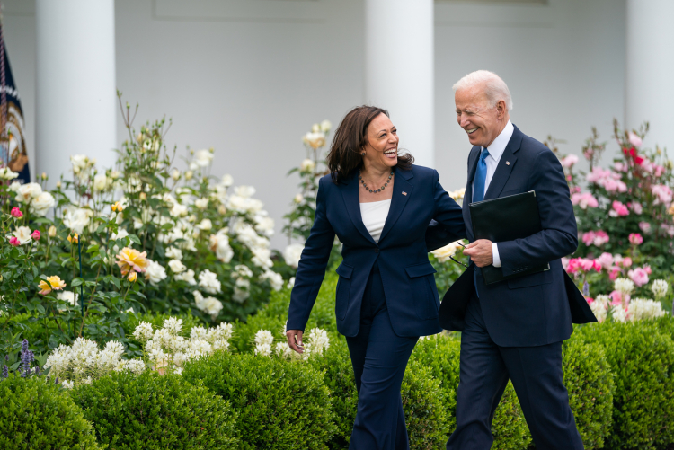 Joe Biden adaylıktan çekildi! Harris'i destekleyecek