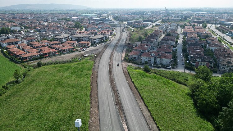 Sakarya'da yeni yol hamlesi bölgenin trafik yükünü hafifletecek