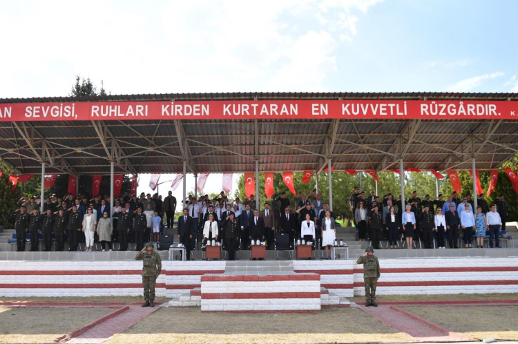 54. Mekanize Piyade Tugay’ında devir teslim töreni gerçekleşti