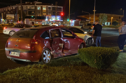 Düzce'de kırmızı ışık ihlali: 3 yaralı!