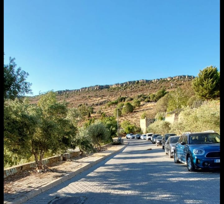 İzmir Foça'da tehikeli istinat!