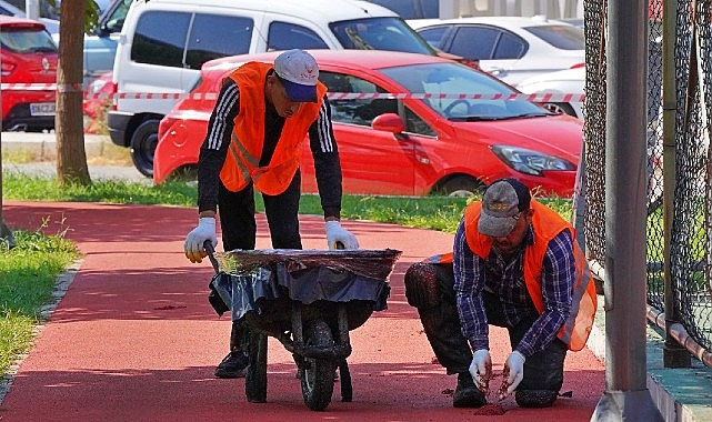 İzmir’in parklarında seferberlik var