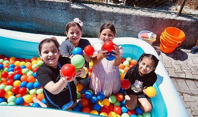 Üsküdar’da ‘Gezgin Oyun Parkı’ Etkinlikleri Sürüyor