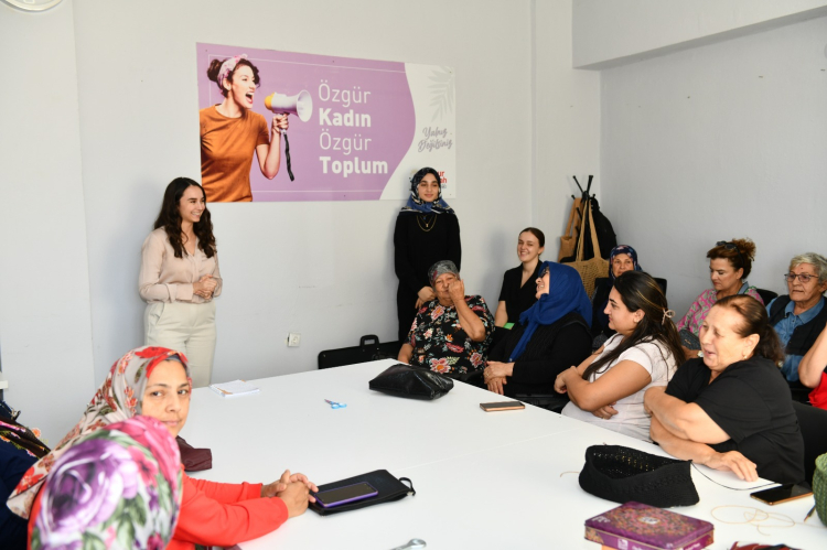 Çiğli'de ‘Meme Kanseri Farkındalık Buluşmaları’na yoğun ilgi