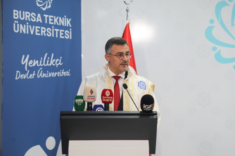   BTÜ’de Yeni Akademik Yılı Açılış Töreni gerçekleştirildi