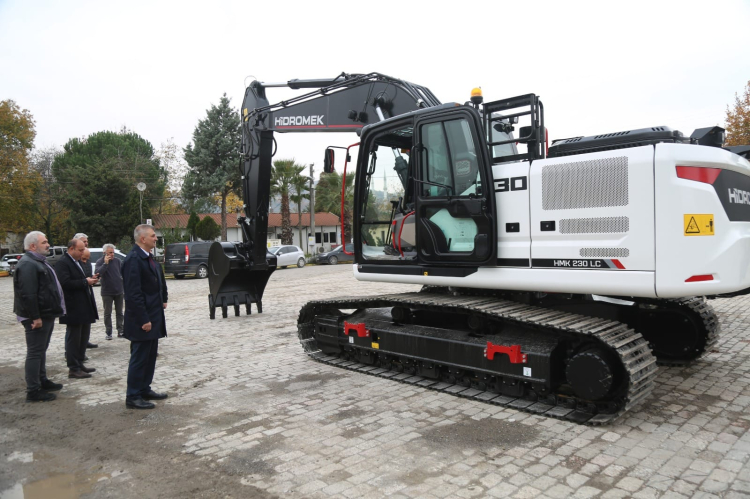 Kocaeli Gölcük'ün makine parkuruna 3 yeni takviye