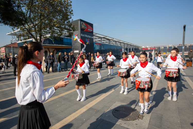 Bursa'da çocuklara unutulmaz festival