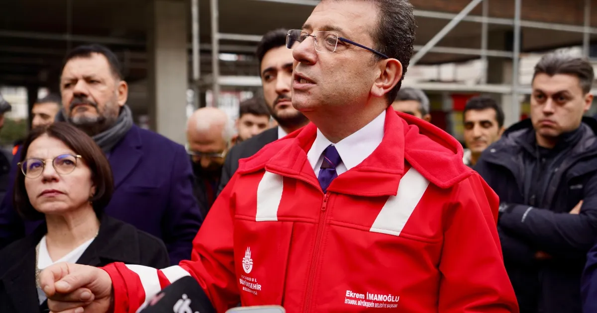 imamoglu-kimse-kendisini-guller-bahcesindeymis-gibi-anlatmasin-rTABCYkn.webp