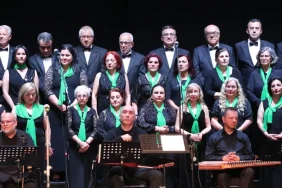 izmit-belediyesi-turk-sanat-muzigi-korosundan-muhtesem-konser-2vUd8WZ6.webp