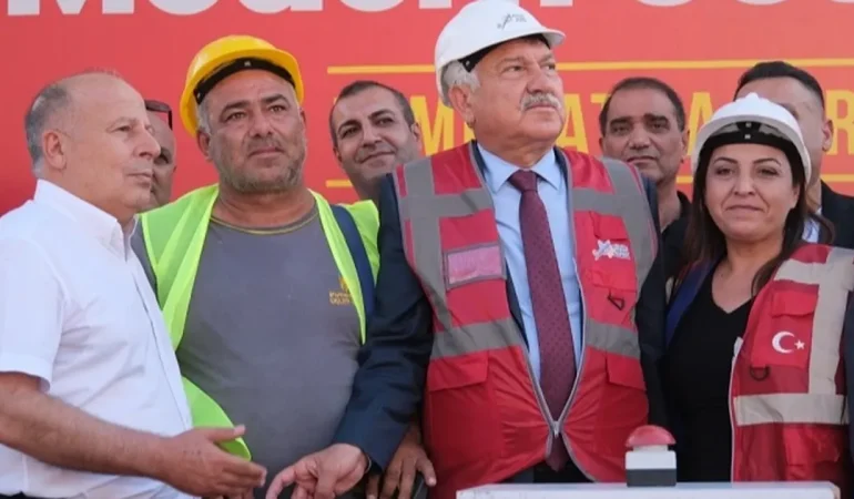 Adana Şehir Hastanesi’ne ‘yürüyen’ hizmet