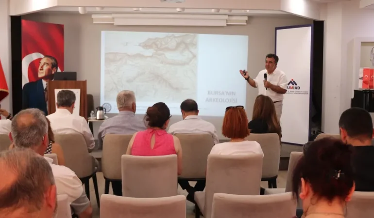 BUMİAD’da İznik’in tarihi konuşuldu