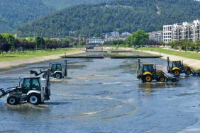 bursa-buyuksehirden-hudavendigarda-dere-temizligi-Fm4sweA3.webp
