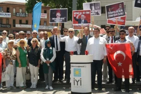 bursa-iyi-genclikten-ataturkun-mirasina-sahip-cikma-cagrisi-HbnLwKZp.webp