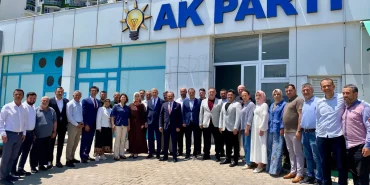 denizli-milletvekili-sahin-tinden-mudanyada-teskilat-calismasi-eBzxmvZq.webp