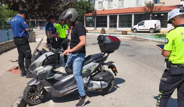 Edirne Keşan’da motosiklet denetiminde ceza yağdı