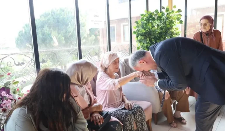 İnegöl’de bayram beraberlik içinde kutlandı