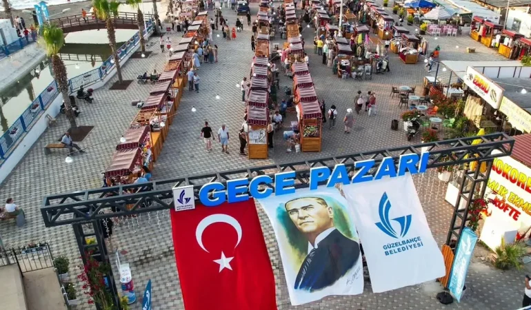 İzmir Güzelbahçe Gece Pazarı yenilenen yüzüyle açıldı