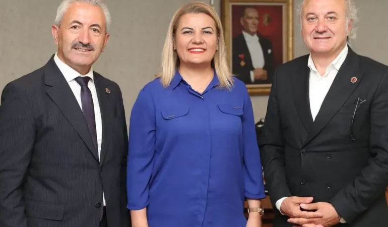 İzmit Belediyesi’nde yeni dönem: Arcan ve Hülür göreve başlıyor