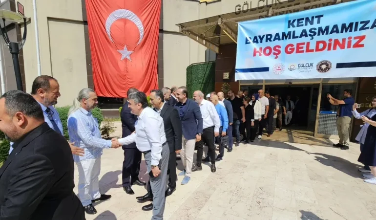 Kocaeli Gölcük’te ‘Kent’ bayramlaşması