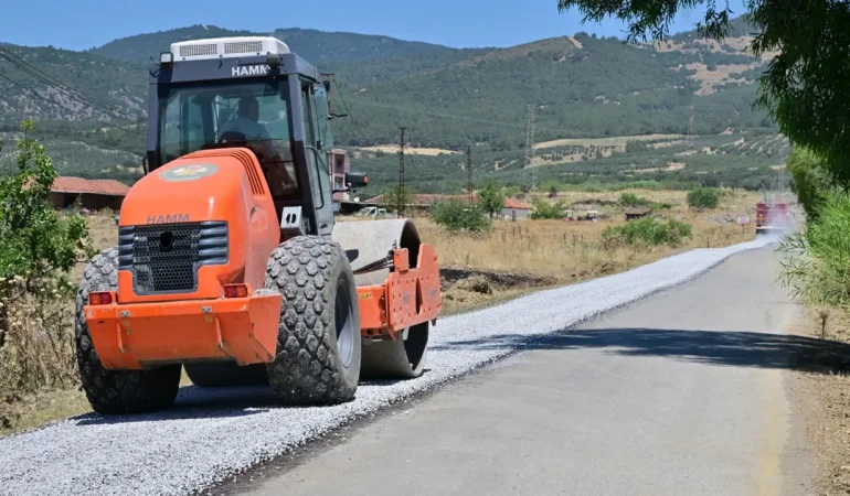 Manisa’da asfalt çalışmaları hız kesmiyor