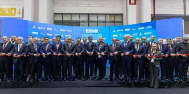 54-ulke-ve-381-katilimci-izmir-de-turizm-zirvesi-nde-bulustu-1764761175-708_large