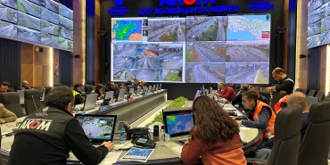 akom-da-kriz-masasi-kuruldu-istanbul-teyakkuzda-1765105160-409_large