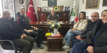 artvinspor-da-teknik-istisare-toplantisi-1765366542-326_large