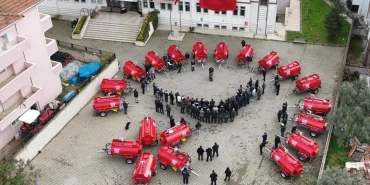 bilecik-te-20-yeni-yangin-sondurme-tankeri-koylere-teslim-edildi-1765199037-529_large